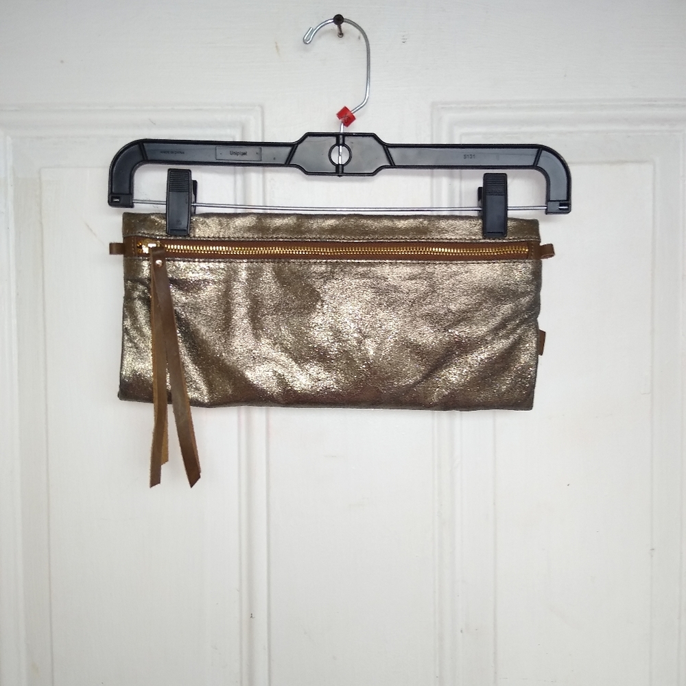 A ladies Clutch